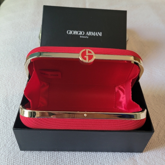 Giorgio Armani red cloth clutch - Picture 2 of 4